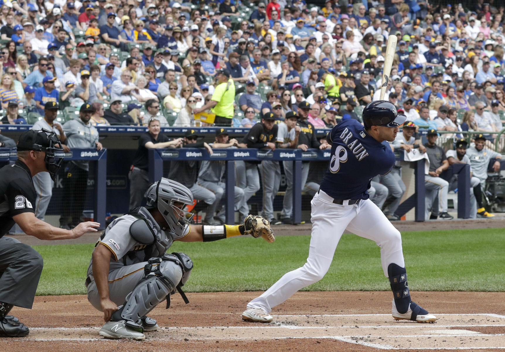 Pirates Brewers Baseball